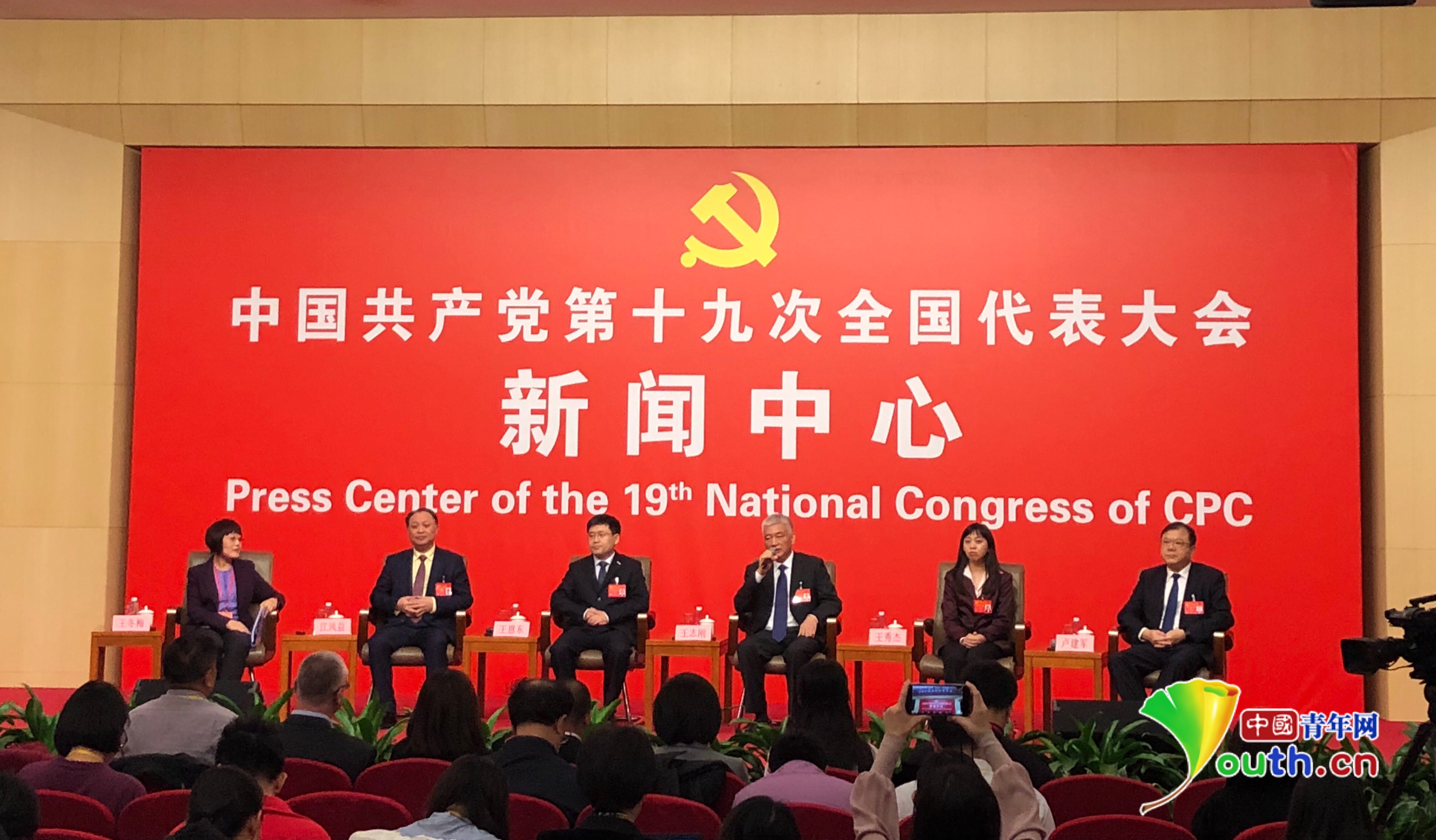 詹姆斯叙布朗尼夏令联赛发挥:健壮最要紧,篮球成效可待异日